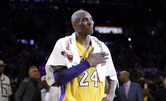 意媒：尤文冬窗很难签下贝尔纳韦，其3千万身价是主要障碍（意媒：尤文冬窗引进贝尔纳韦受阻，3000万身价成最大难题）