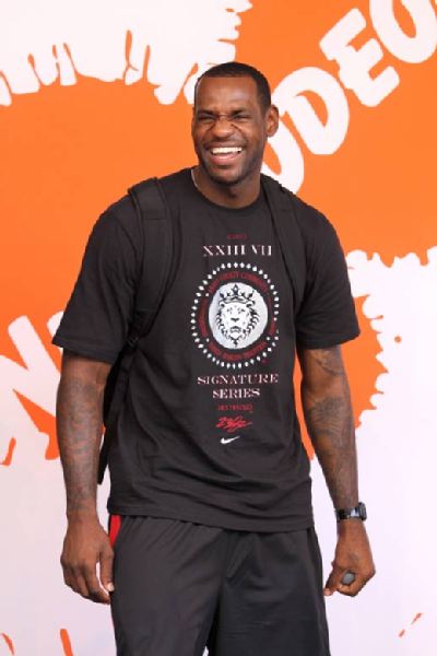 萌神认证，库里：科尔曾用瓜迪奥拉的传控理念指导我们（库里透露：科尔曾以瓜迪奥拉的传控理念执教我们）