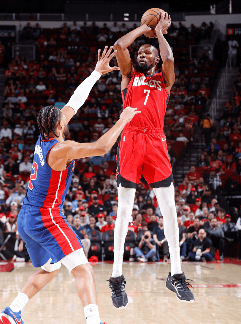 凯尔特人vs湖人前瞻：詹姆斯期待状态回暖，湖人冲击两连胜（湖人战凯尔特人前瞻：詹姆斯盼找回手感，冲击两连胜）