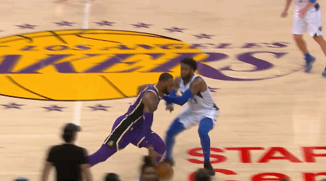 电讯报：布莱顿有意维拉中场博加德，以接替可能离队的巴莱巴（电讯报：布莱顿有意引进维拉中场博加德，或顶替可能离队的巴莱巴）