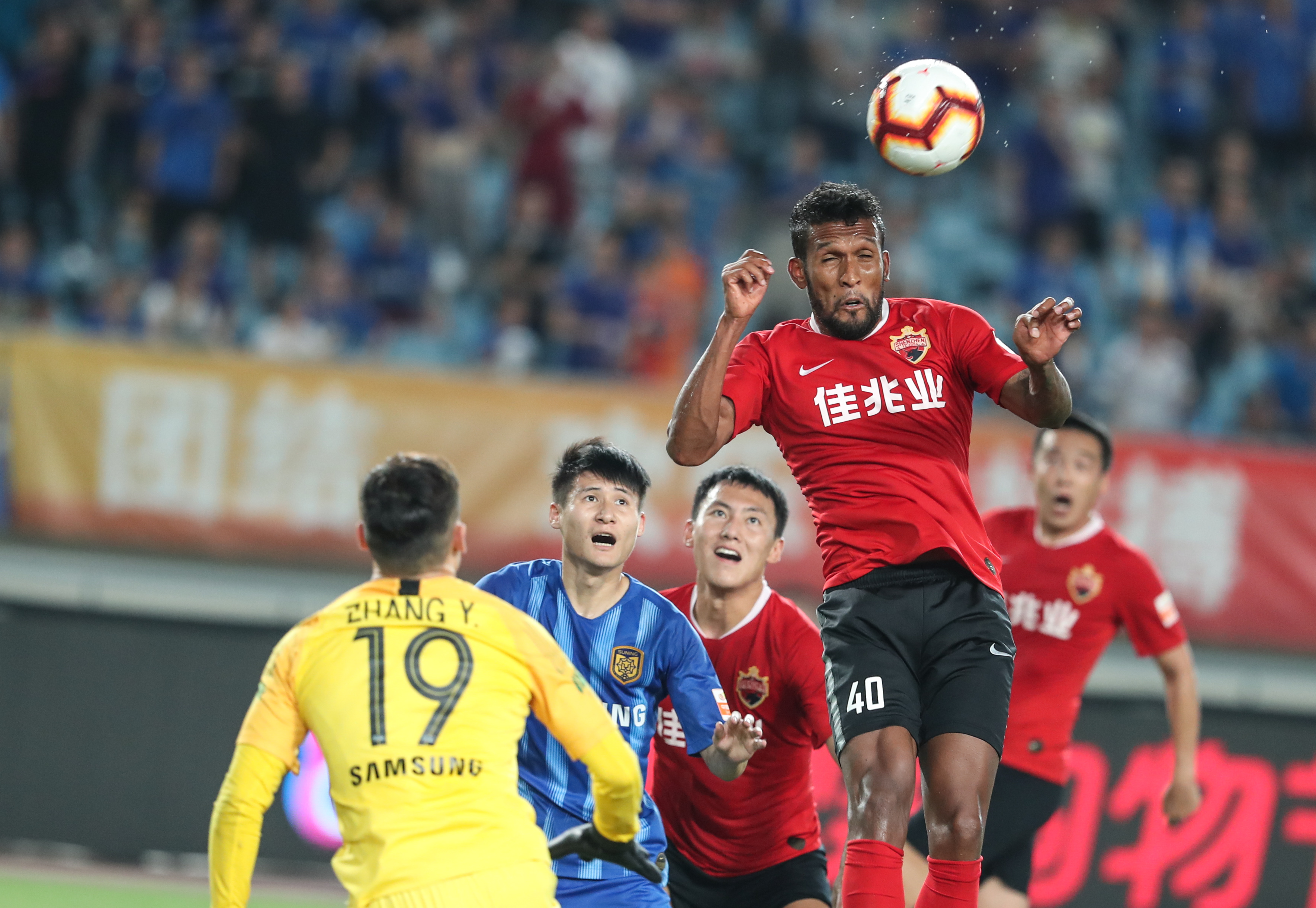 西媒：贝蒂斯将与伊斯科续约至2028年，薪资将与安东尼持平（西媒：贝蒂斯拟与伊斯科续约至2028年，薪酬水平对标安东尼）