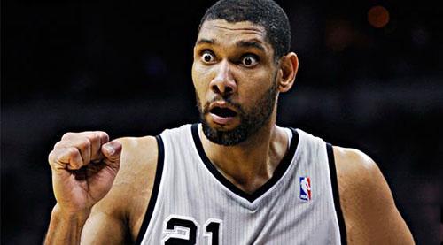 一波三折！邮报：曼联前锋谢什科因食物中毒，复出再次推迟（邮报：谢什科食物中毒，曼联前锋复出计划再度延后）