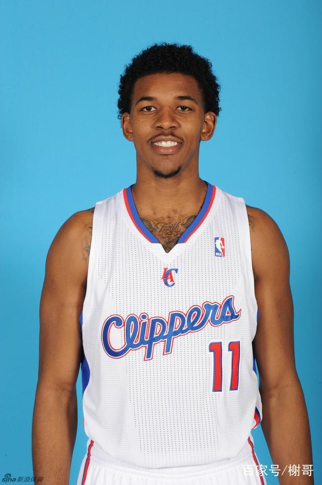 索默：我会弹吉他和钢琴；退役后我应该不当教练，压力太大了（索默：会弹吉他和钢琴，退役后不考虑执教，压力太大）