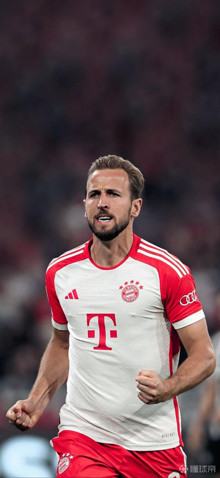 第41圈，诺里斯进站做出二停，维斯塔潘超越皮亚斯特里升至第1。（第41圈，诺里斯完成第二次进站，维斯塔潘超越皮亚斯特里登上榜首）