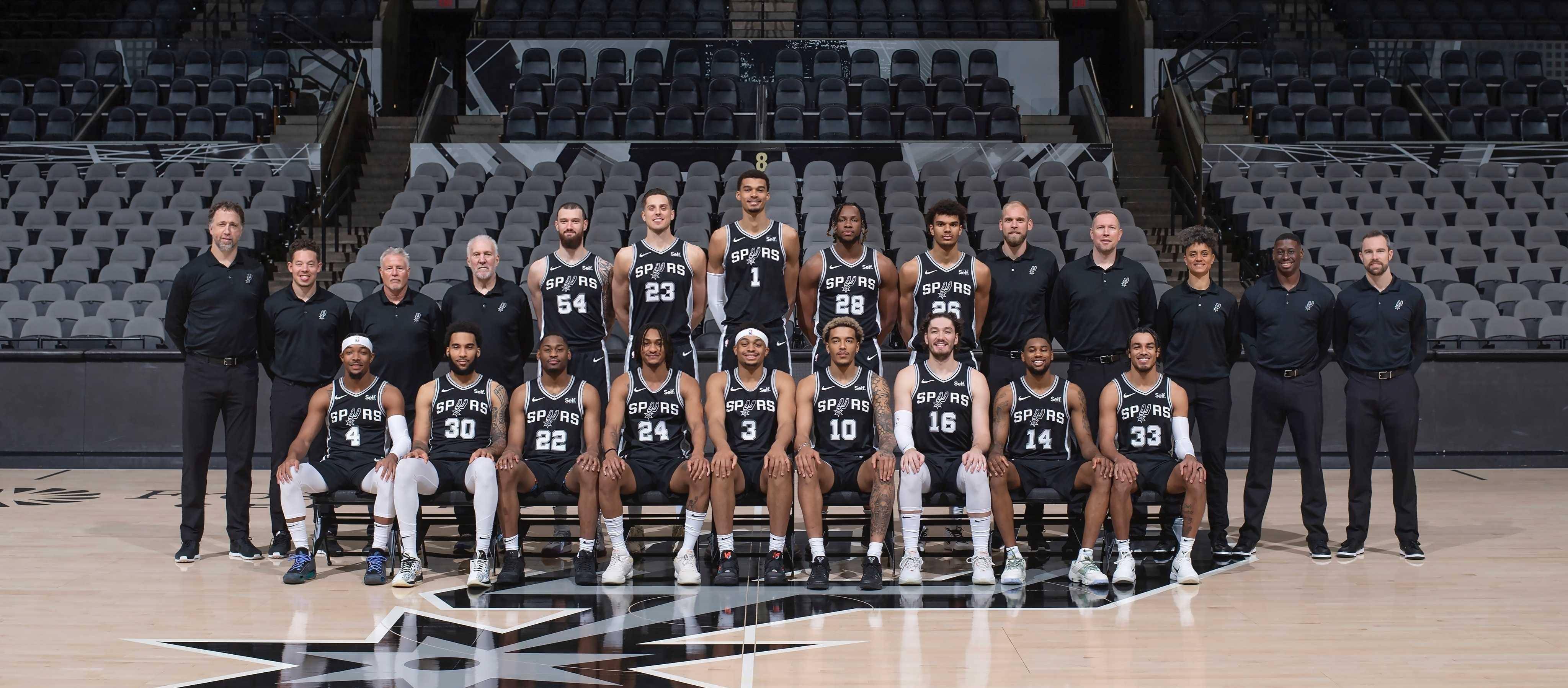 未能与武磊同场竞技，梅伦多夏窗加盟球队，13场贡献1球1助攻（无缘与武磊同场，梅伦多夏窗来投，13战收获1球1助）