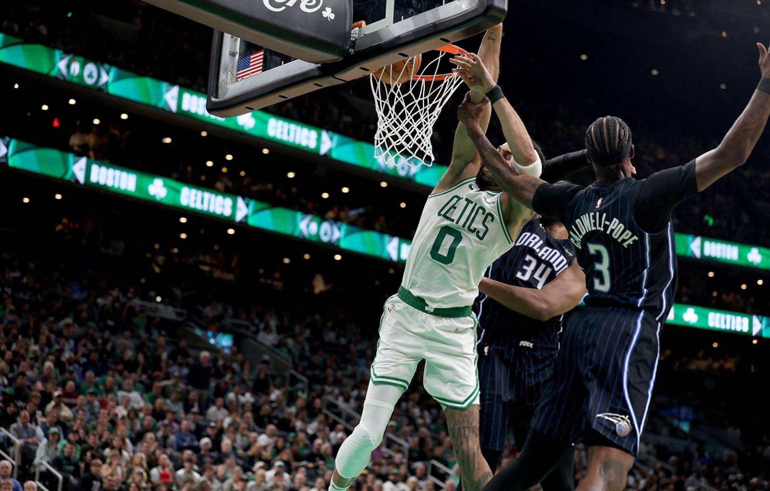 吉马良斯：纽卡时隔九年再遇桑德兰，必须拿下英超德比战（吉马良斯：纽卡九年后再战桑德兰，这场英超德比势在必胜）