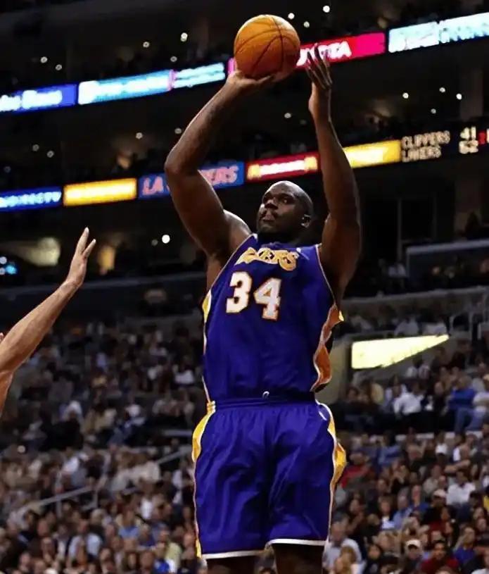 曼联名宿警告阿森纳：他们赢不了强强对话 这样冠军根本没戏（曼联名宿告诫阿森纳：强强对话拿不下，冠军希望渺茫）