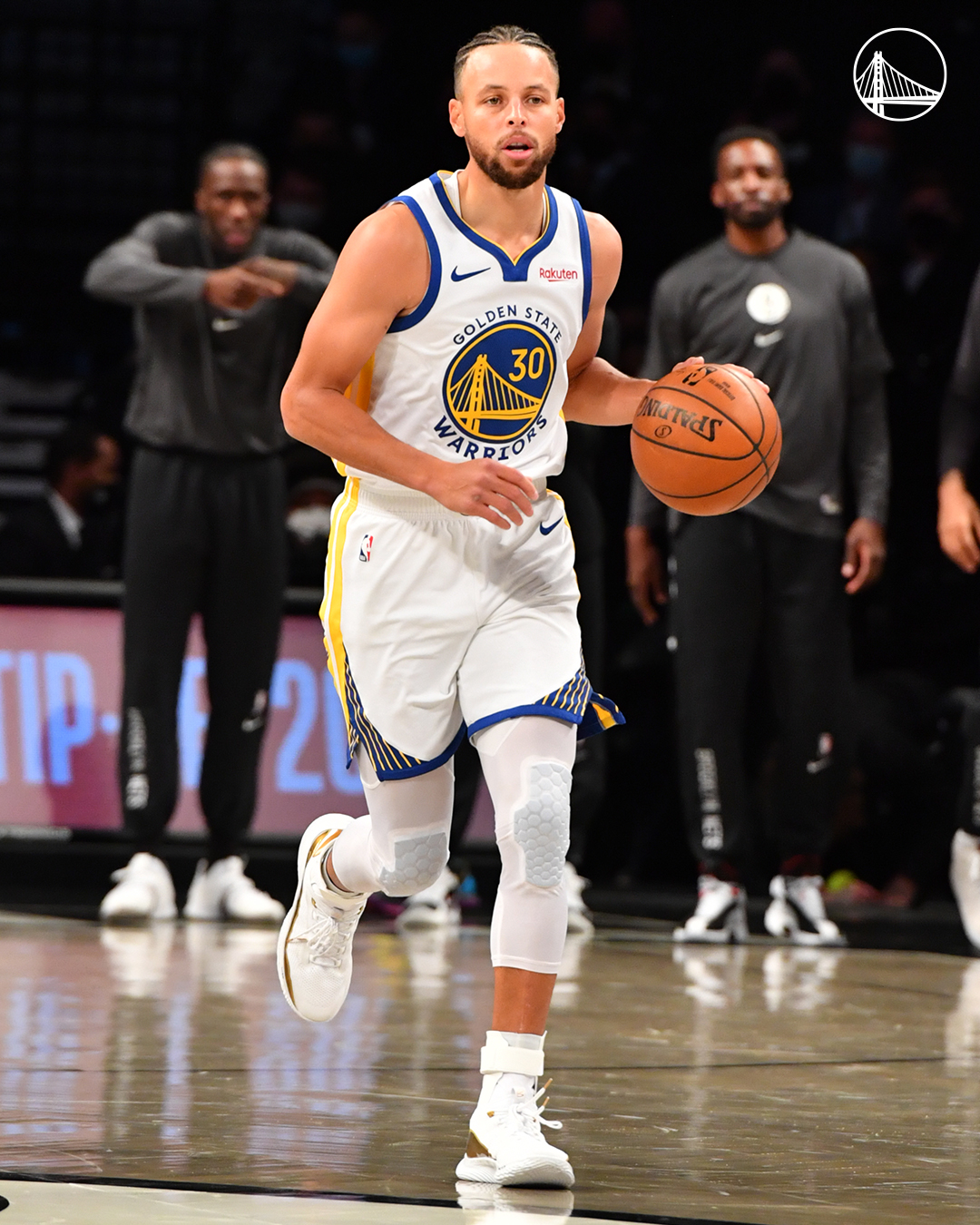 NBA交易市场动态：快船完成外援引进,（NBA交易快讯：快船官宣外援加盟）