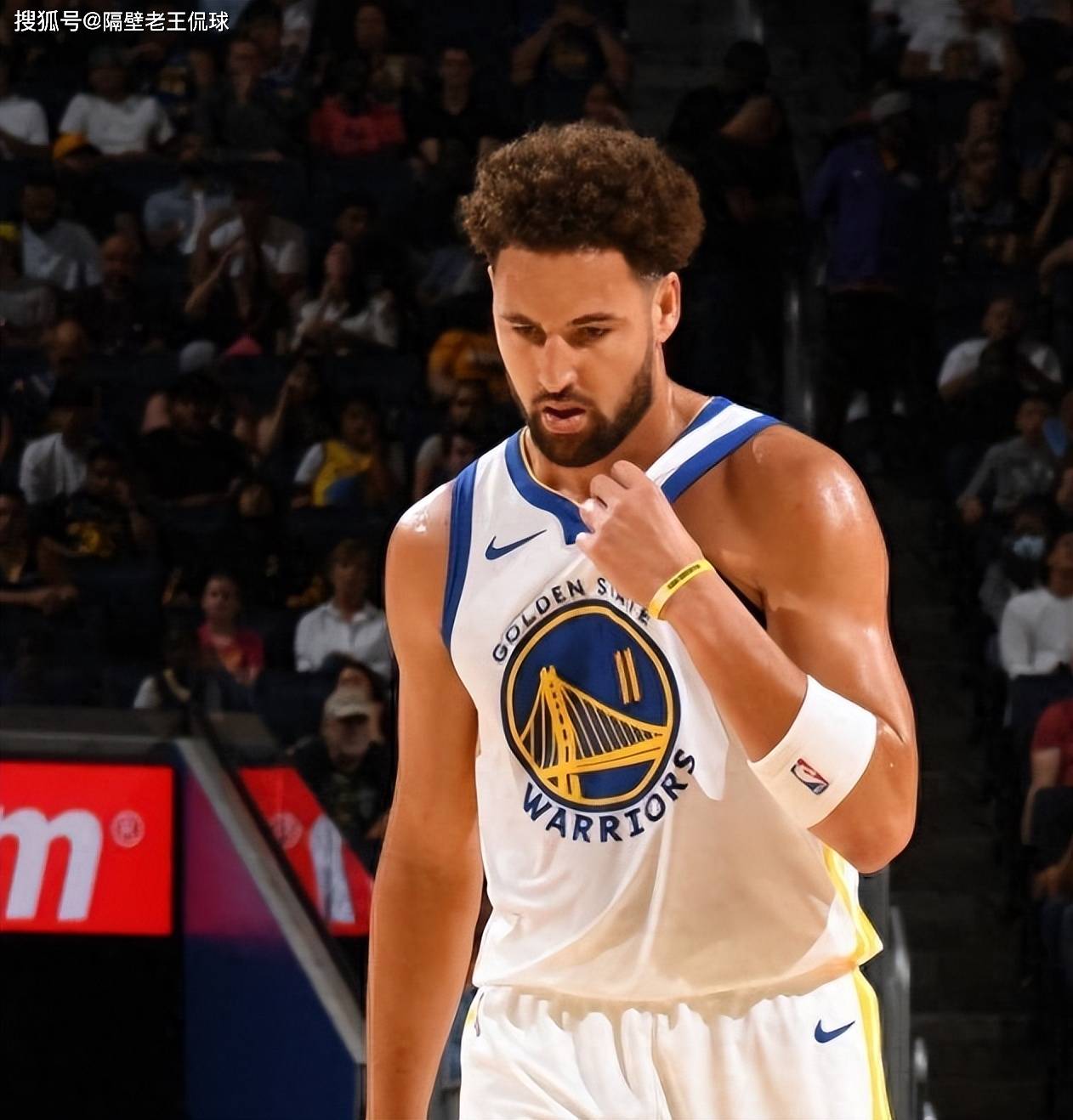 迪马济奥：加蒂被确诊为右膝半月板撕裂，至少缺阵一个月（迪马济奥：加蒂确诊右膝半月板撕裂，至少缺席一个月）